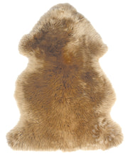 Lade das Bild in den Galerie-Viewer, Heide-Lammfelle
